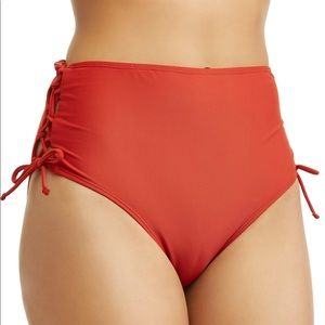 High wasted bikini bottom